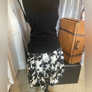 CAbi Black and White Skirt 10